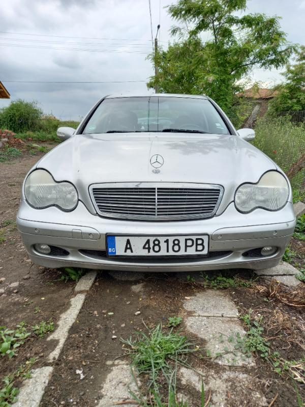 Mercedes-Benz 220 2.2CDI - изображение 1
