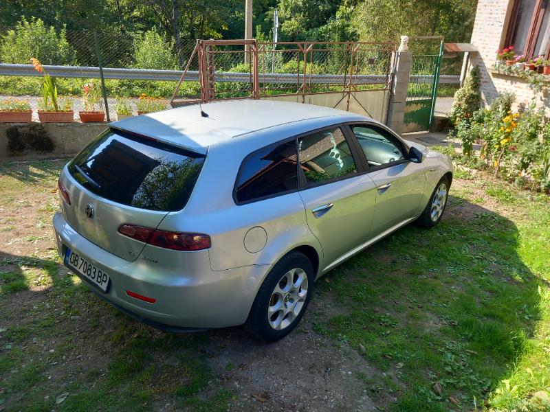 Alfa Romeo 159 sportwagon 1.9 jtdm - изображение 4