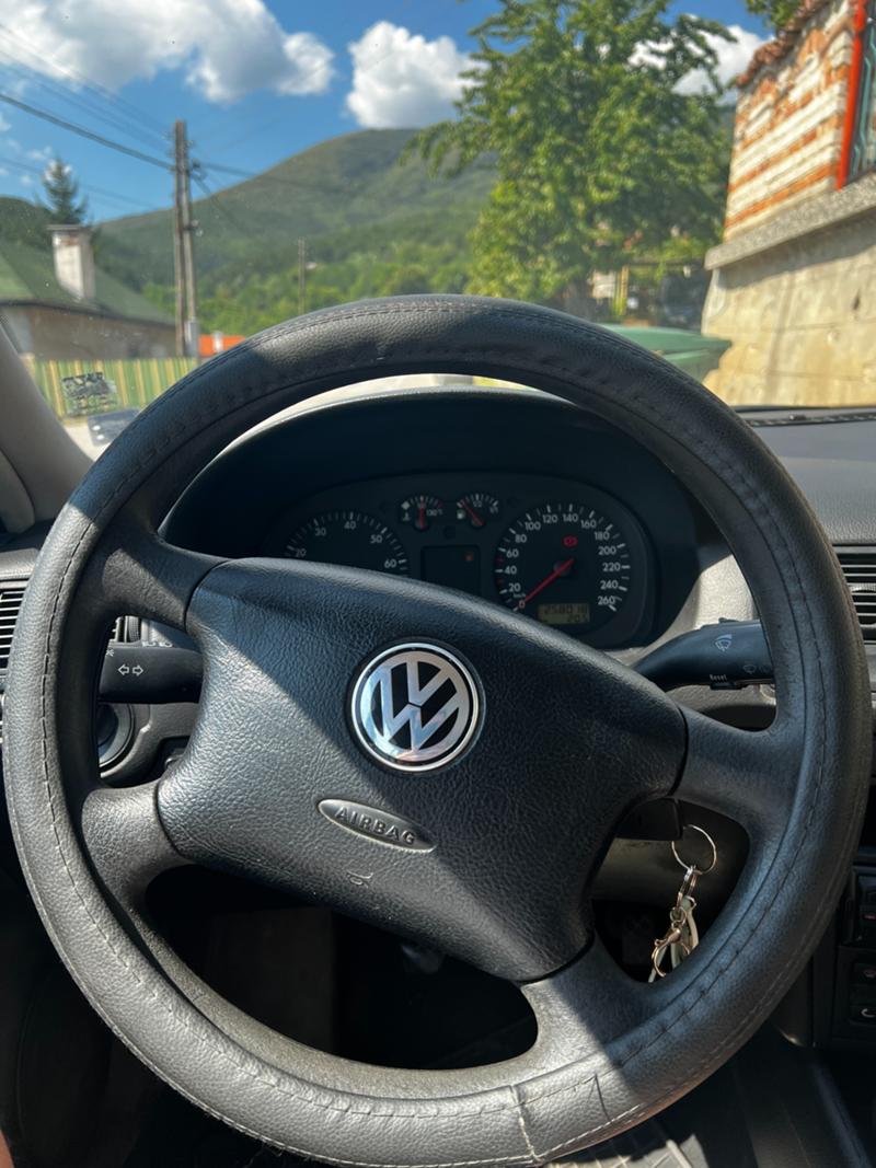 VW Golf  - изображение 7