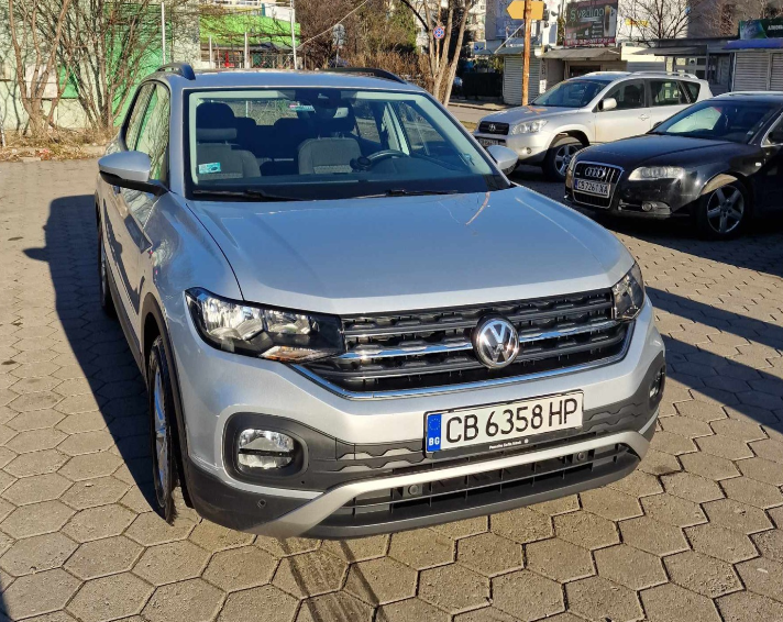 VW T-Cross Life 1.0 TSI - изображение 8