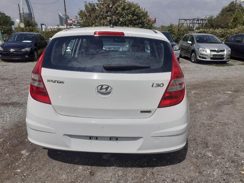 Hyundai I30 2.0 КАТО НОВА  - изображение 5