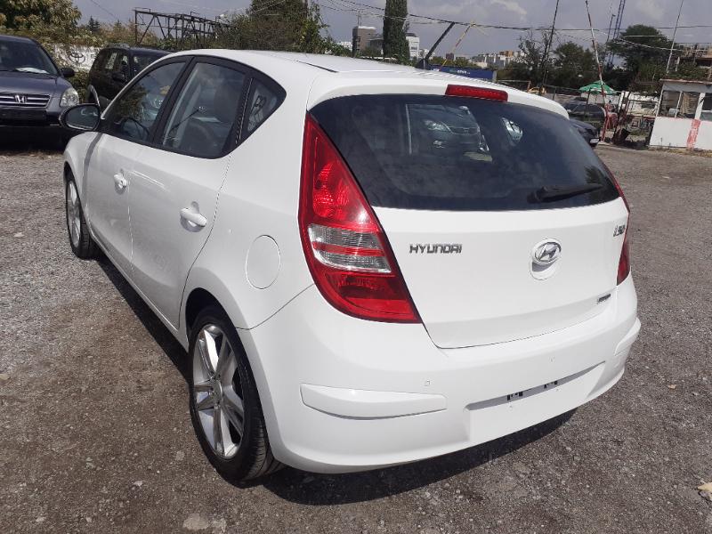 Hyundai I30 2.0 КАТО НОВА  - изображение 6