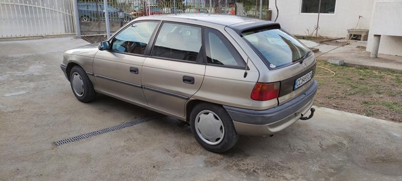 Opel Astra 1.6i - изображение 3