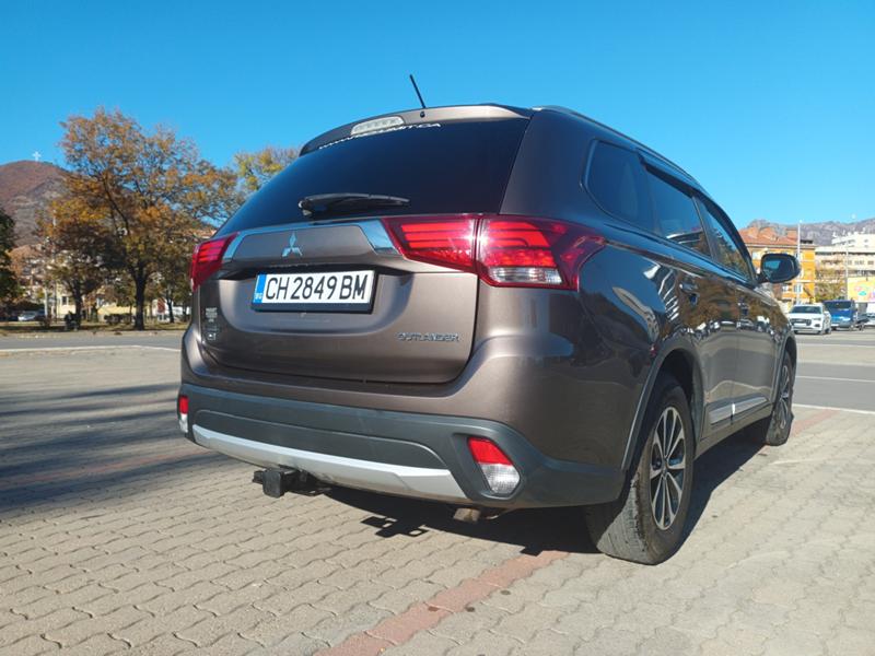 Mitsubishi Outlander 3.0 V6 AWC 7мест - изображение 3