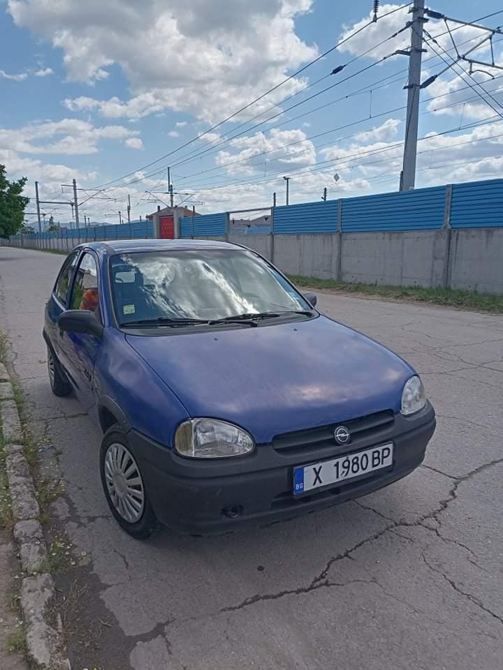 Opel Corsa 1.4 бензин - изображение 2