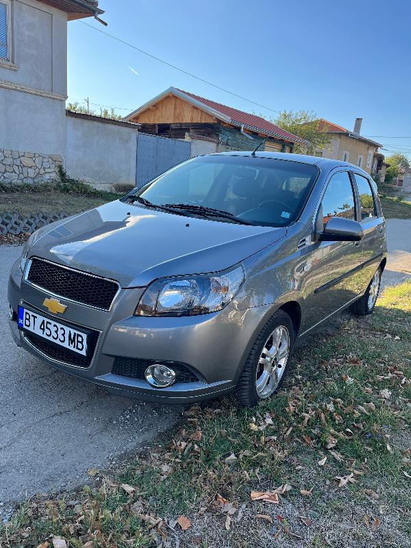 Chevrolet Aveo  - изображение 5