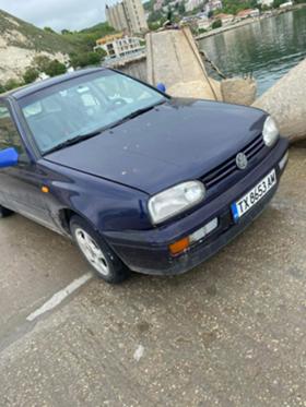 VW Golf 1.6