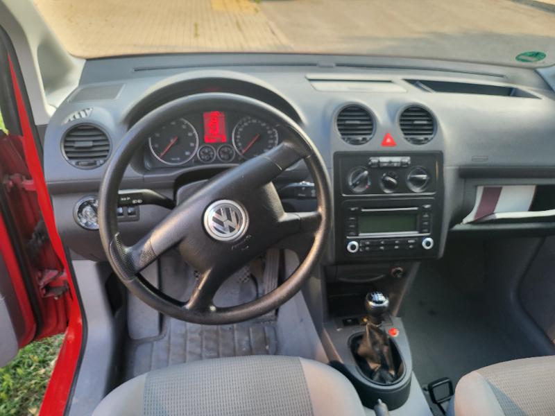 VW Caddy 1.6 газ - изображение 9