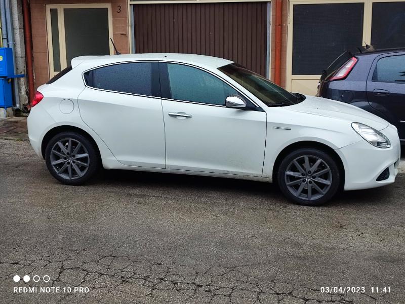 Alfa Romeo Giulietta 1.4 T-Jet - изображение 8