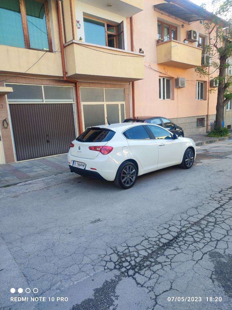 Alfa Romeo Giulietta 1.4 T-Jet - изображение 5