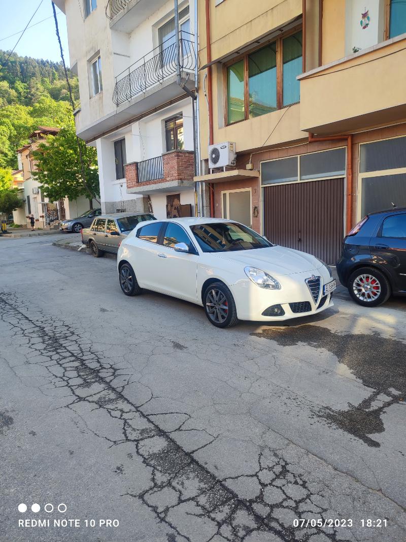 Alfa Romeo Giulietta 1.4 T-Jet - изображение 4