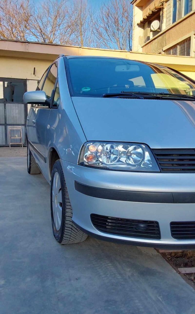 Seat Alhambra 2.0 - изображение 3