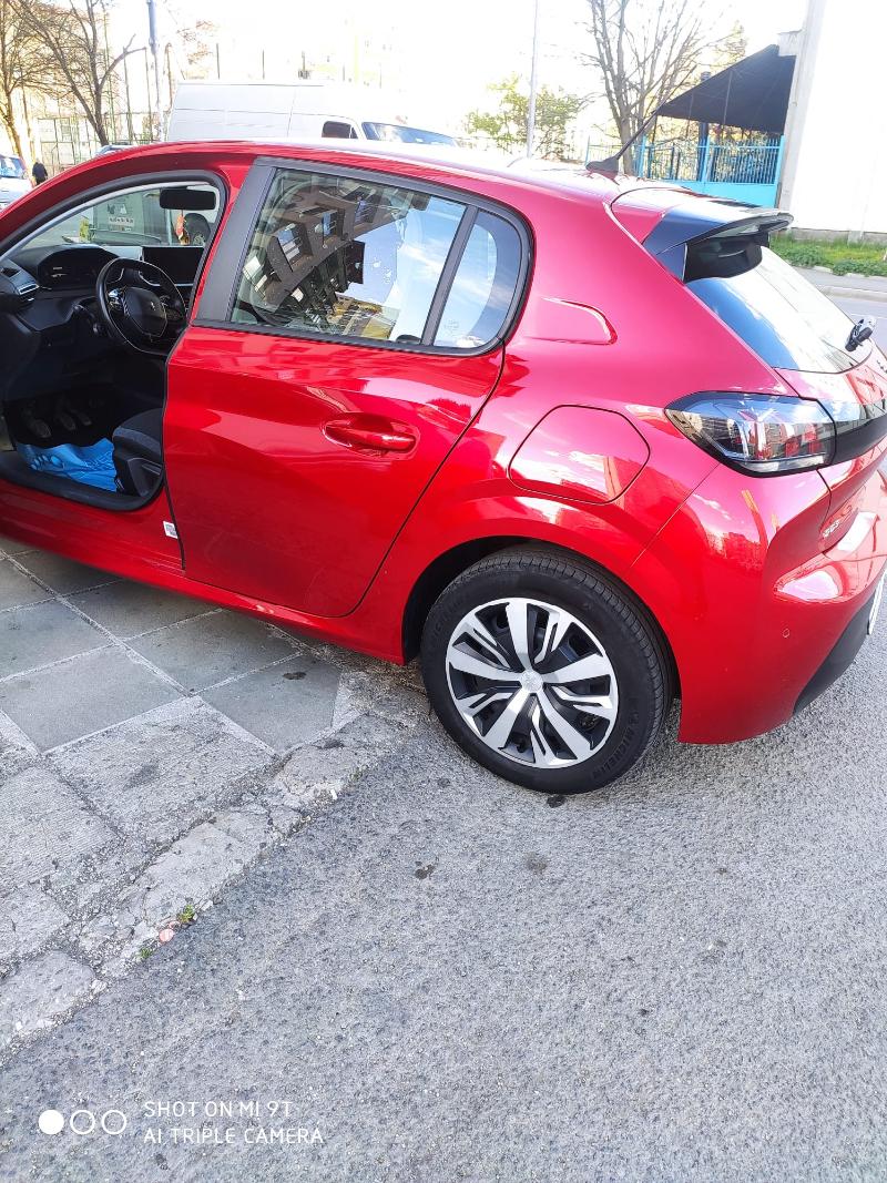 Peugeot 208 1,2 - изображение 3