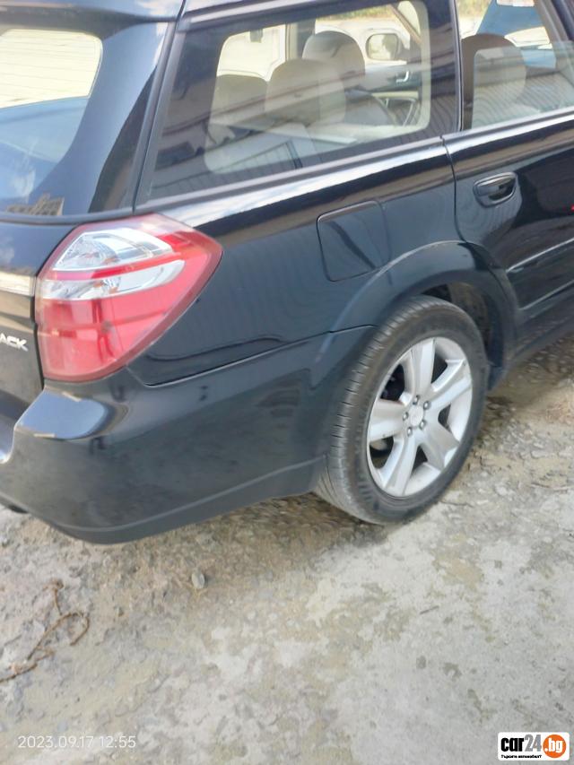 Subaru Outback - [1] 