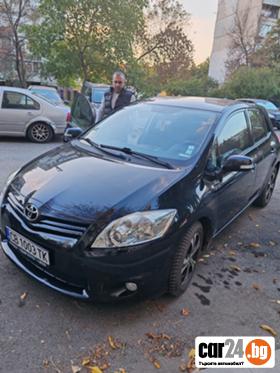 Toyota Auris  - [1] 