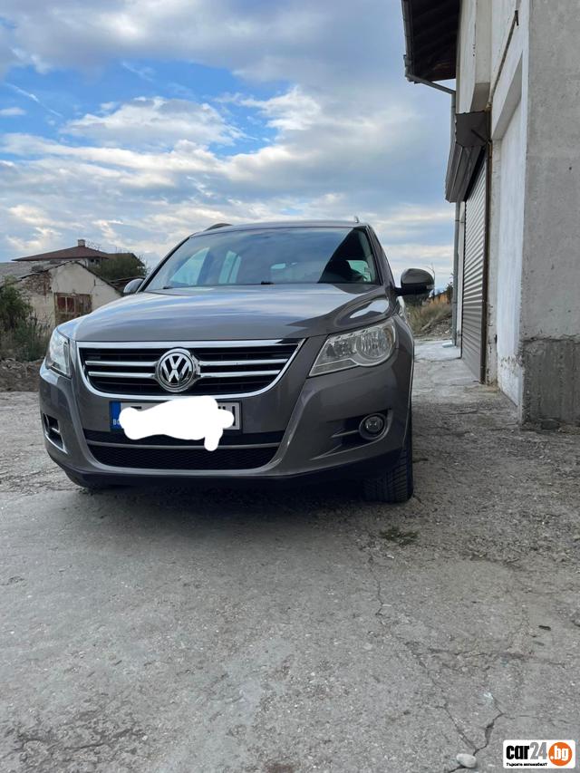 VW Tiguan - [1] 