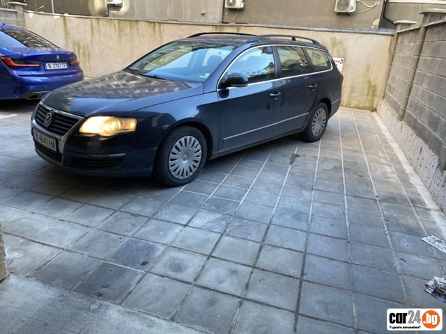 VW Passat - [1] 