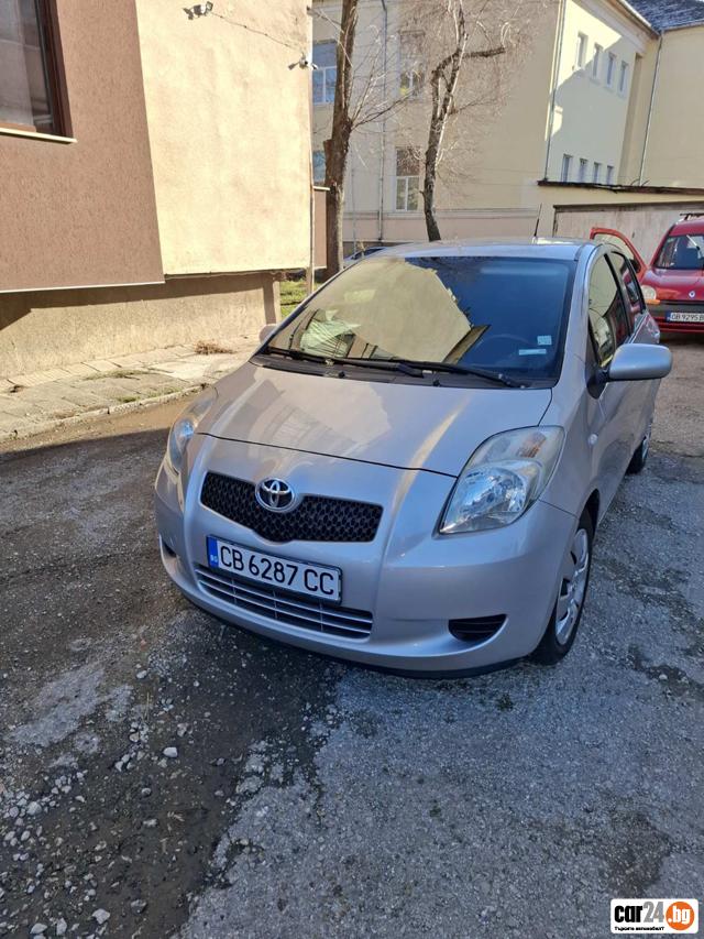 Toyota Yaris - [1] 