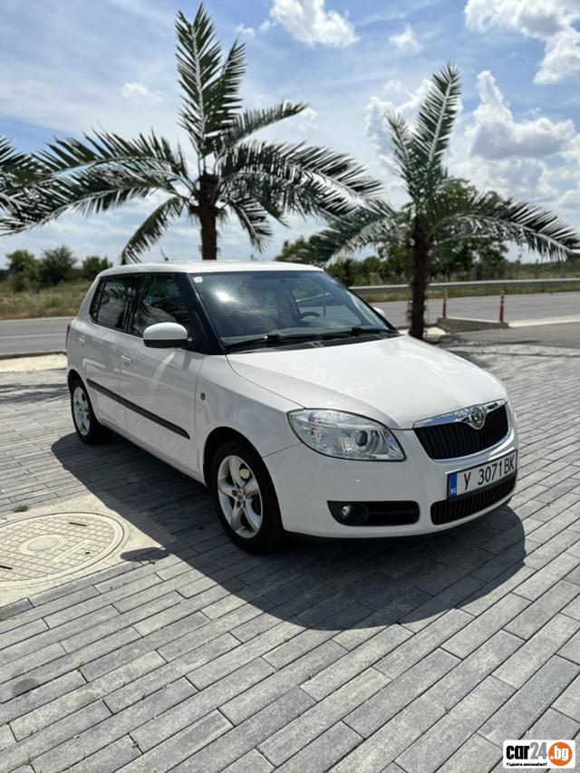 Skoda Fabia - [1] 