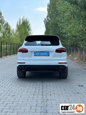 Porsche Cayenne - [3] 