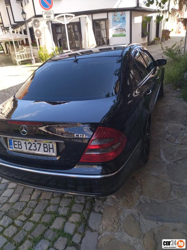 Mercedes-Benz E 220 - [1] 