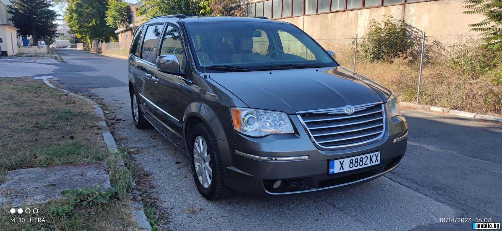 Chrysler Town and Country 4.0 Limited LPG | Mobile.bg   3