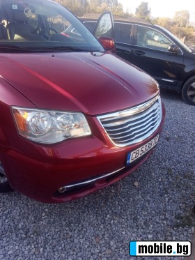     Chrysler Town and Country