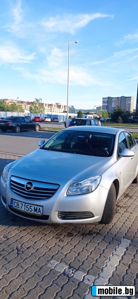     Opel Insignia ~12 500 .