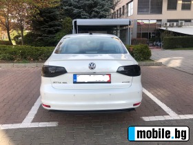 VW Jetta HYBRID | Mobile.bg   2