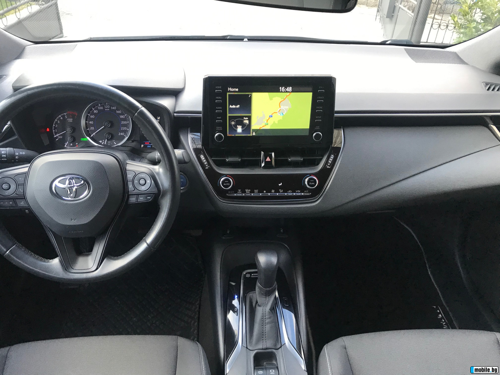 Toyota Corolla 53000 1.8 TS Hybrid   | Mobile.bg   14