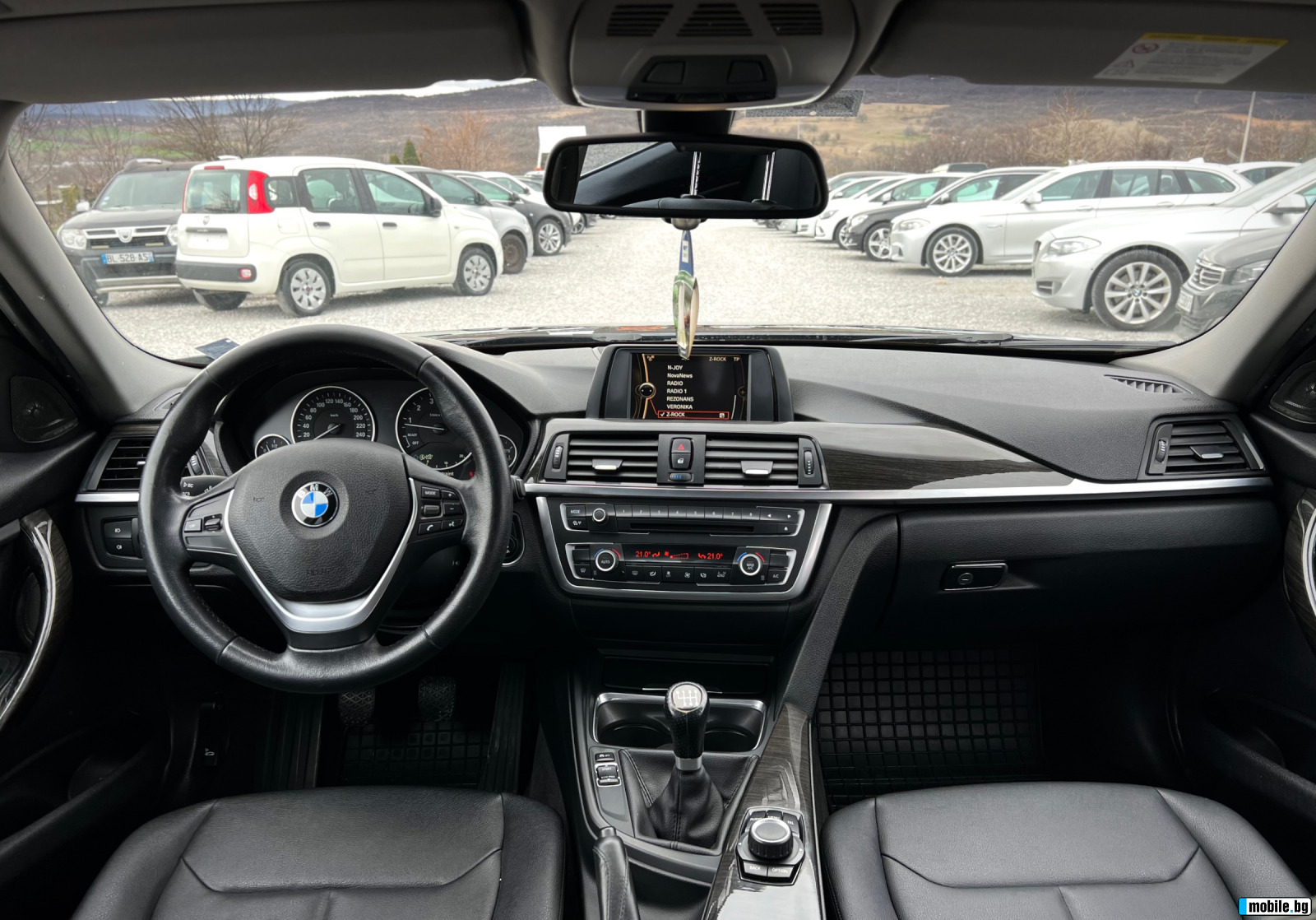 BMW 320 iXDrive Luxury  | Mobile.bg   13