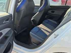 VW Golf  BLACK EDITION / Harman Kardon / DISTRONIC, снимка 12