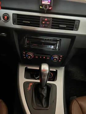 BMW 320, снимка 16