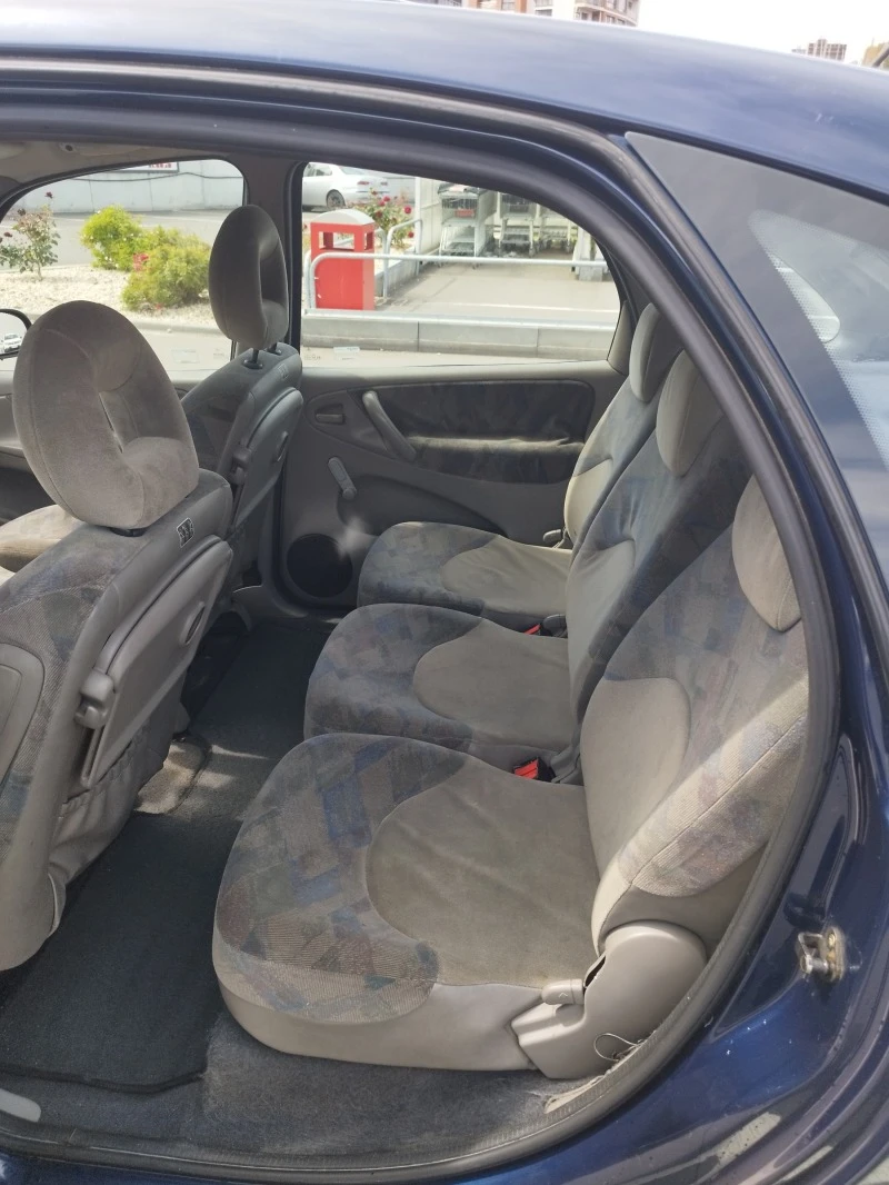 Citroen Xsara picasso, снимка 8 - Автомобили и джипове - 47239538