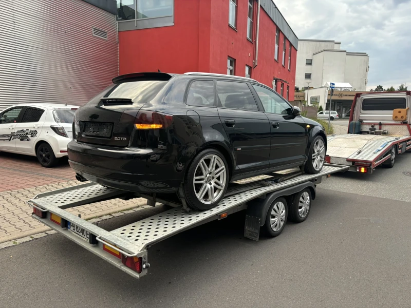 Audi A3 2.0 TDI/FACELIFT/NAVI/S-LINE, снимка 5 - Автомобили и джипове - 47861427