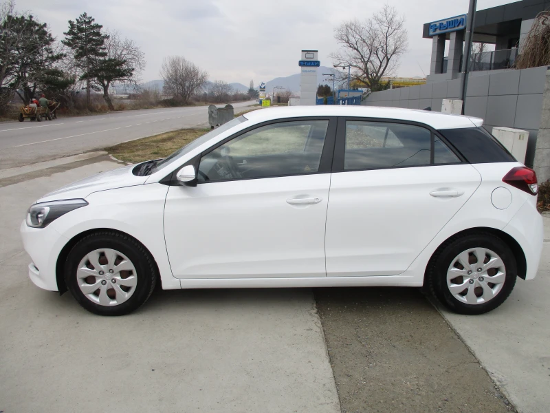 Hyundai I20 1.2/БЕНЗИН КАТО НОВА, снимка 7 - Автомобили и джипове - 48219656