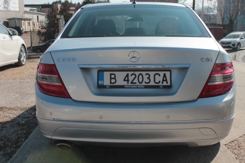 Mercedes-Benz C 220 AVANTGARDE, снимка 4 - Автомобили и джипове - 49374549