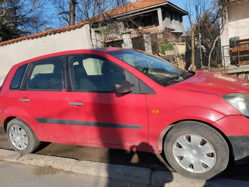 Ford Fiesta, снимка 12 - Автомобили и джипове - 52694261