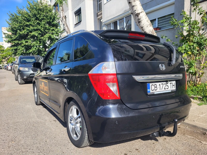 Honda Fr-v, снимка 3 - Автомобили и джипове - 52463518