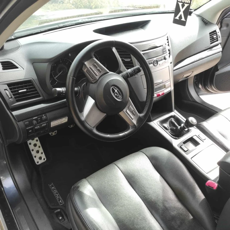 Subaru Legacy, снимка 9 - Автомобили и джипове - 51941453