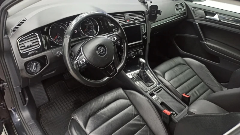 VW Golf 2.0 TDI 150PS FULL, снимка 5 - Автомобили и джипове - 52432948