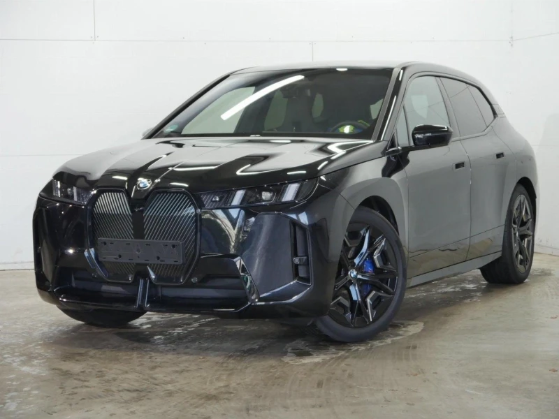 BMW iX xDrive60/FACELIFT/M-SPORT/B&W/PANO/ICONIC GLOW/, снимка 2 - Автомобили и джипове - 52564119