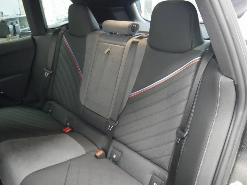 BMW iX xDrive60/FACELIFT/M-SPORT/B&W/PANO/ICONIC GLOW/, снимка 12 - Автомобили и джипове - 52564119