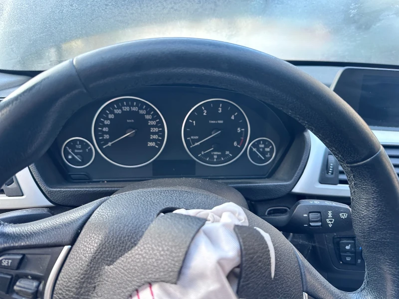 BMW 320 Ф31 2.0д 184, снимка 4 - Автомобили и джипове - 52803741