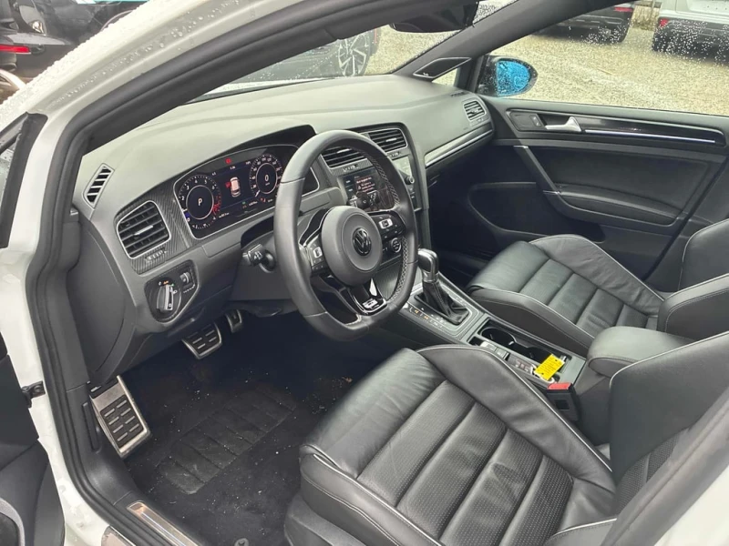 VW Golf * 5 door DSG * CARFAX * БЕЗ ПЪРВОНАЧАЛНА ВНОСКА, снимка 5 - Автомобили и джипове - 53061769