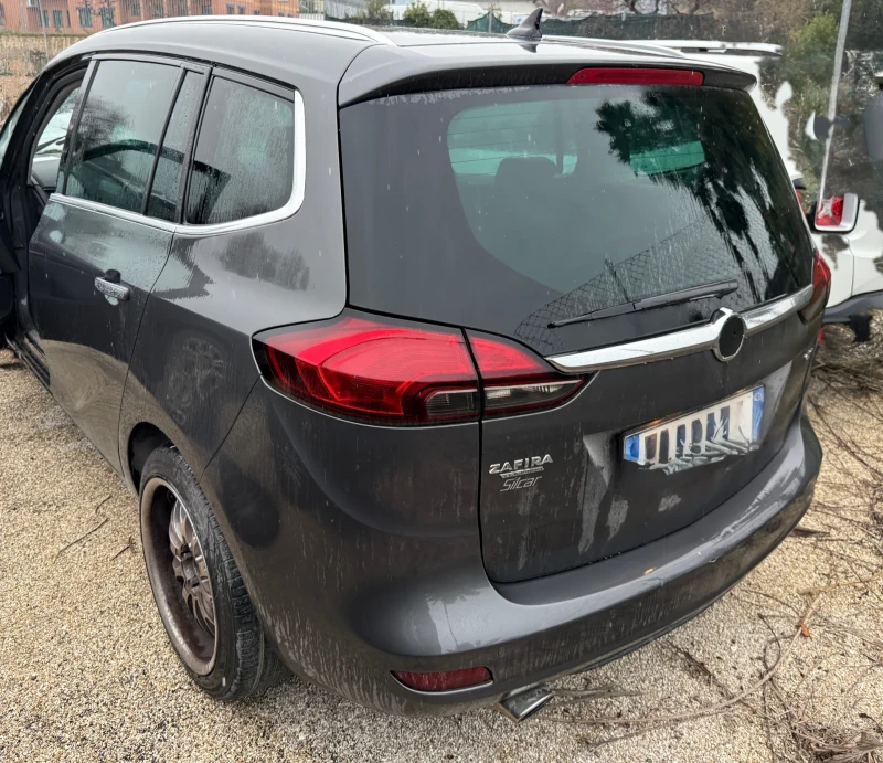 Opel Zafira Tourer 165кс. 7 места, снимка 5 - Автомобили и джипове - 53483093