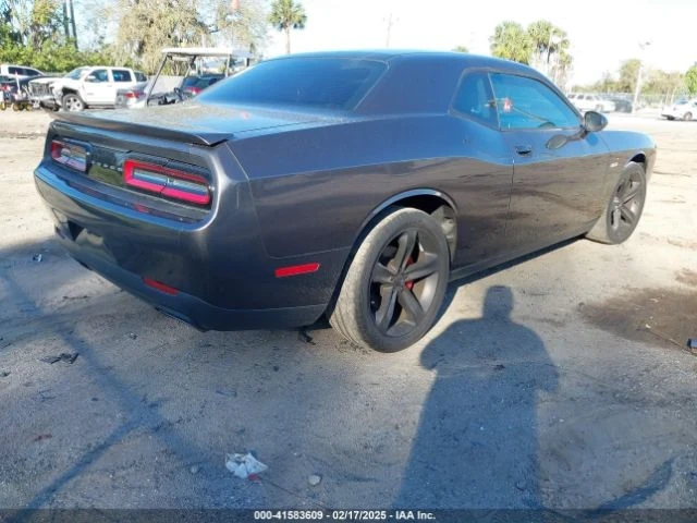 Dodge Challenger, снимка 2 - Автомобили и джипове - 49290116