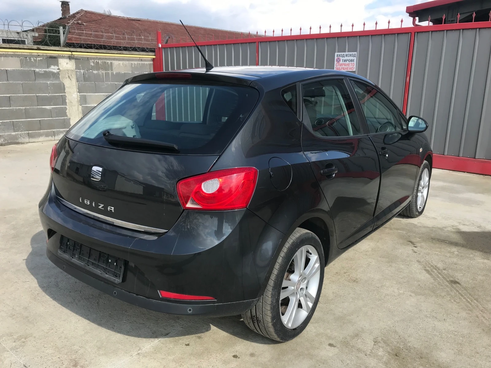 Seat Ibiza 1.2 avtomat - изображение 7