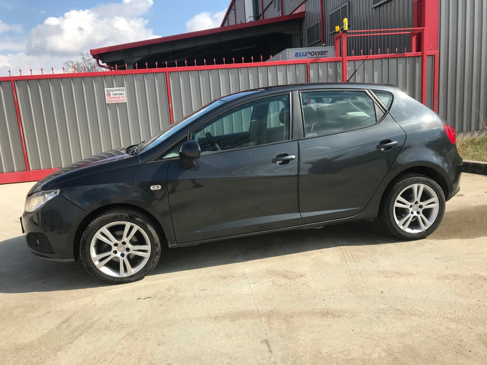 Seat Ibiza 1.2 avtomat - изображение 4