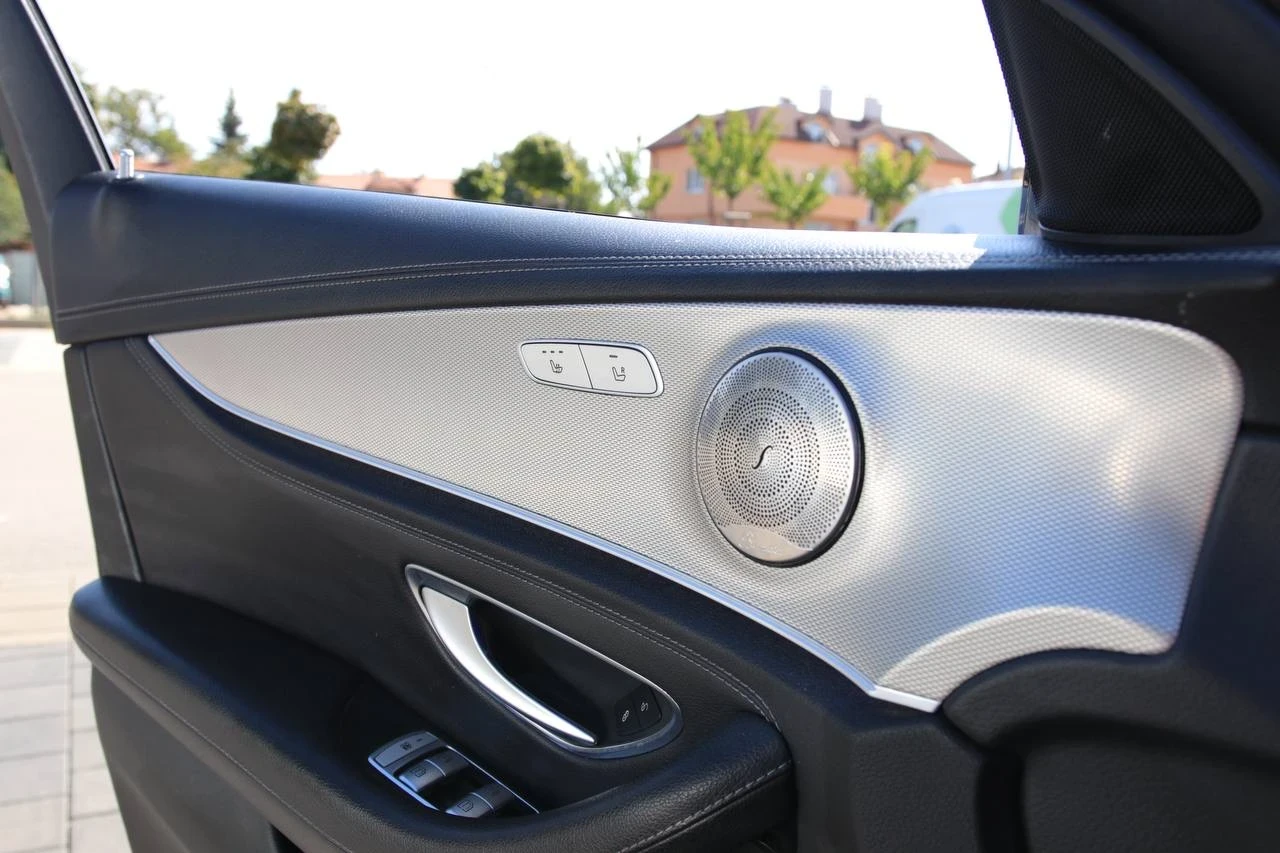 Mercedes-Benz E 220 Mercedes-Benz E220/AMG/Digital/Burm/Ambient/MultiB | Mobile.bg   15